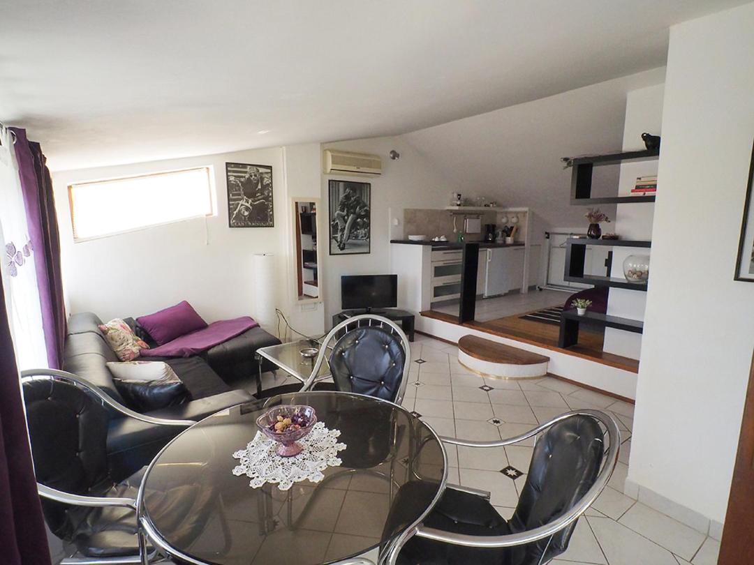 Dea Apartments Pula Pokój zdjęcie
