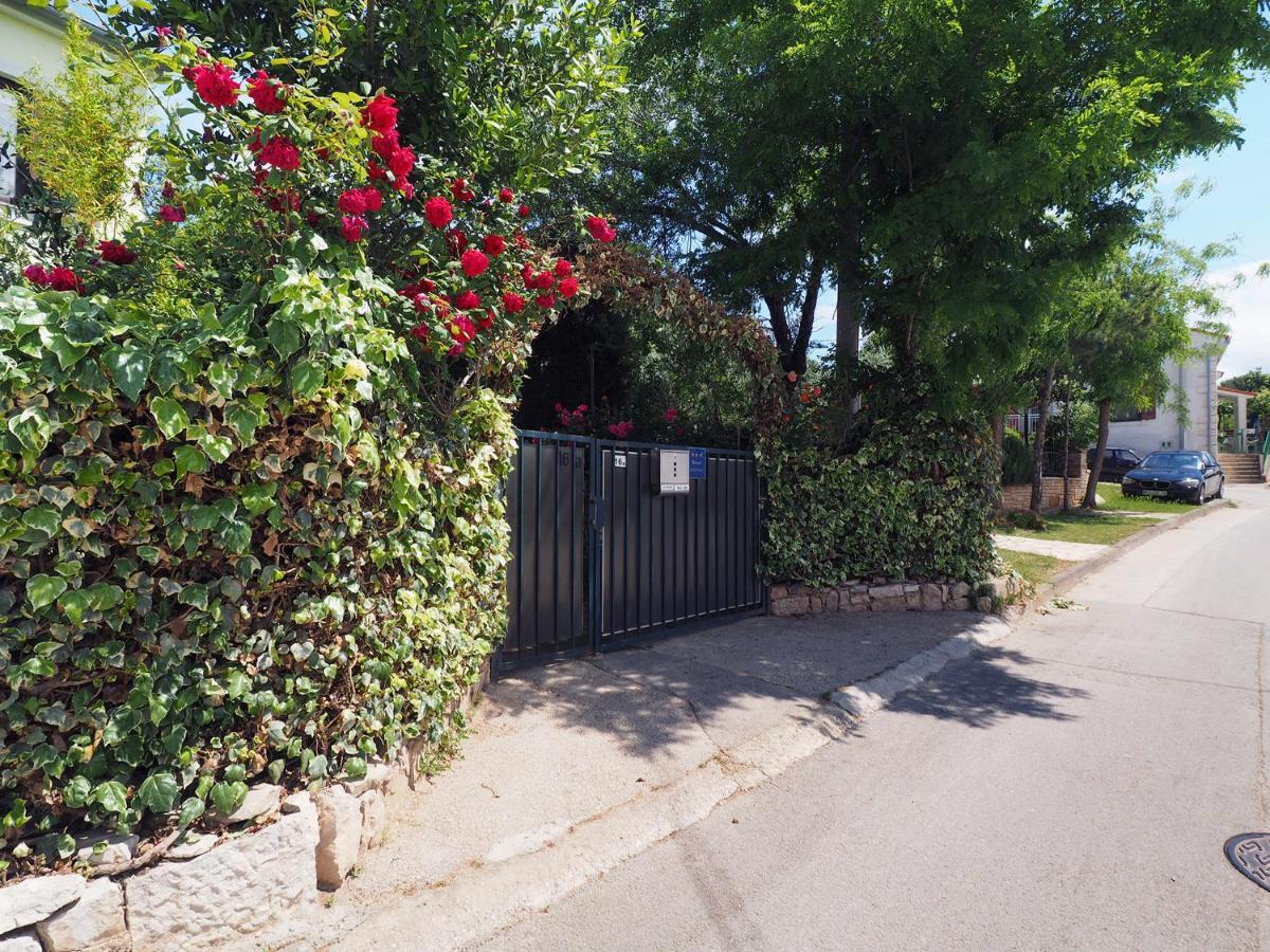 Dea Apartments Pula Zewnętrze zdjęcie